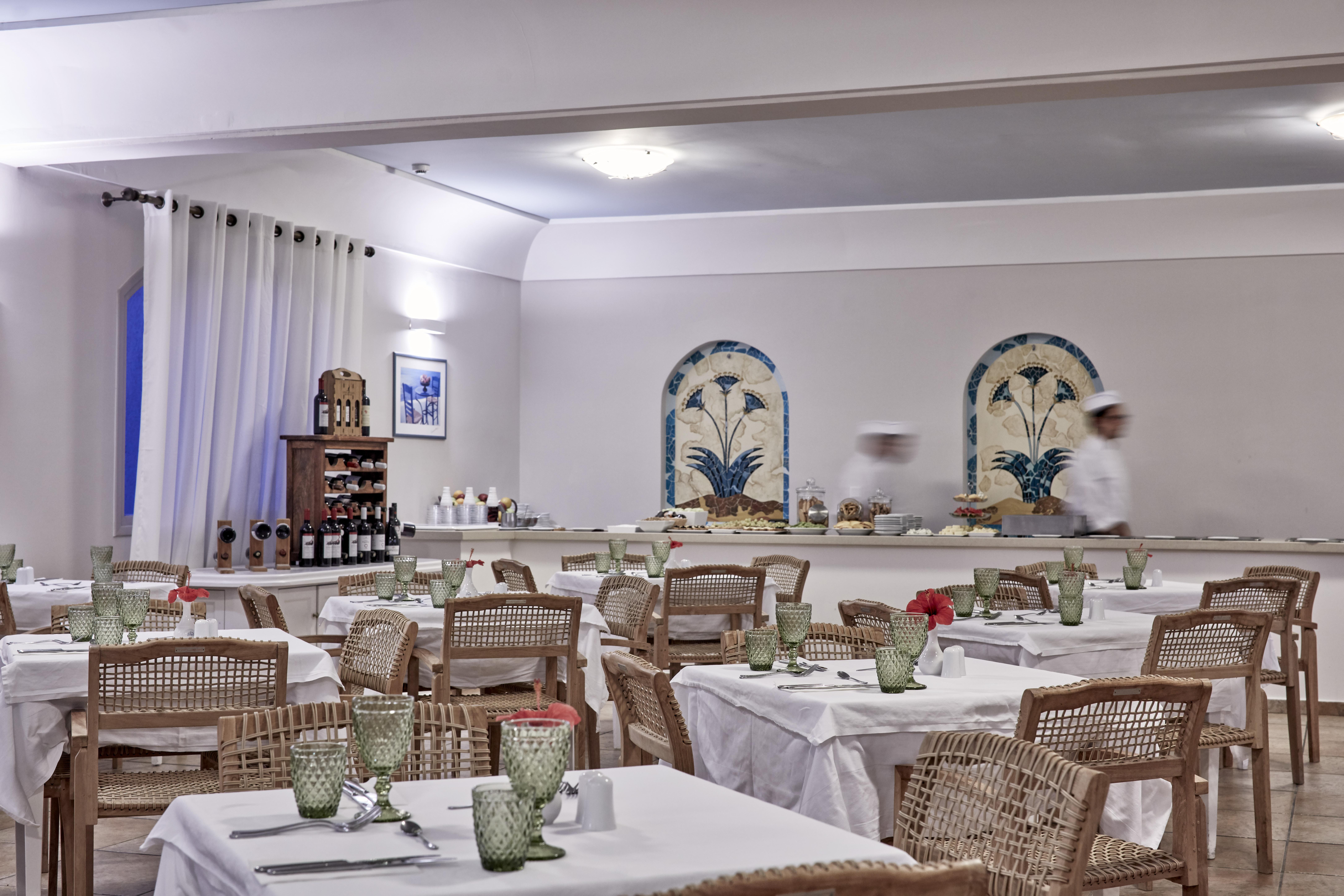 Santo Miramare Beach Resort Períssa Extérieur photo