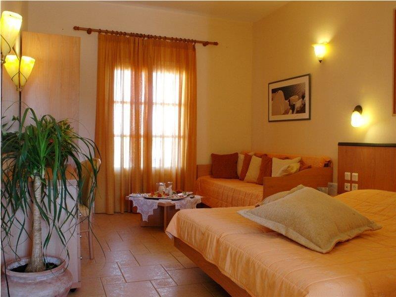 Santo Miramare Beach Resort Períssa Extérieur photo