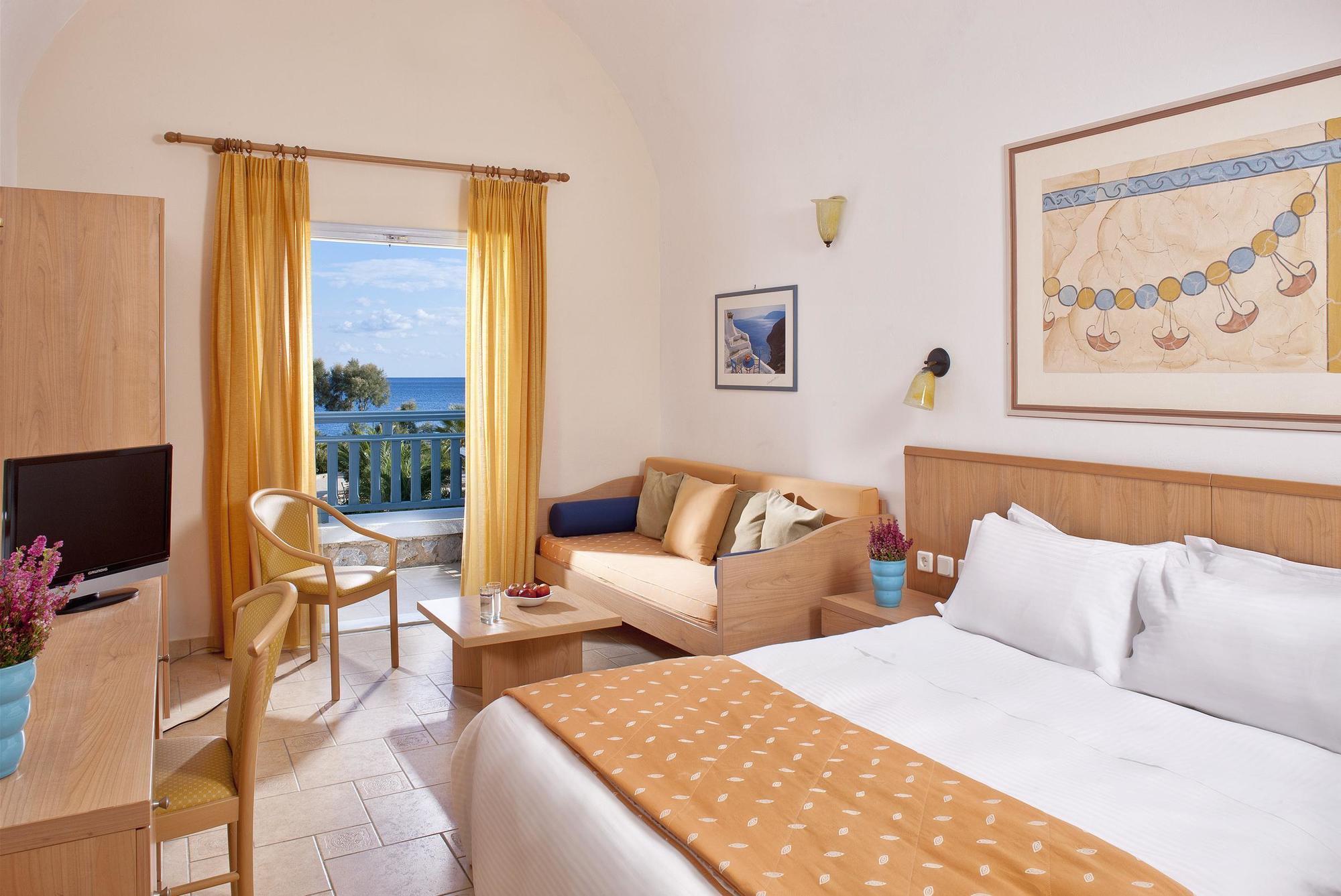 Santo Miramare Beach Resort Períssa Chambre photo