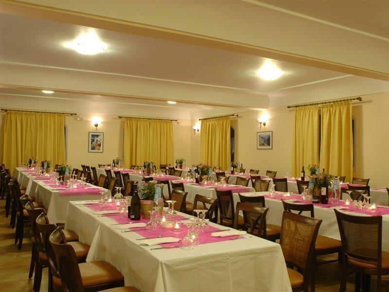 Santo Miramare Beach Resort Períssa Extérieur photo