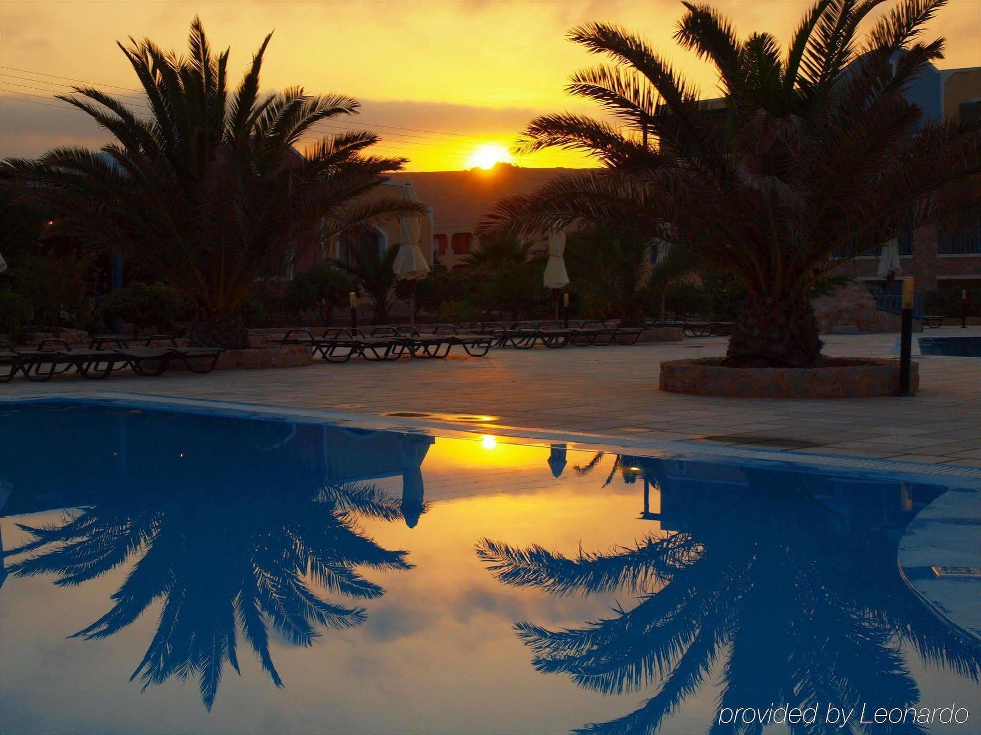Santo Miramare Beach Resort Períssa Facilités photo