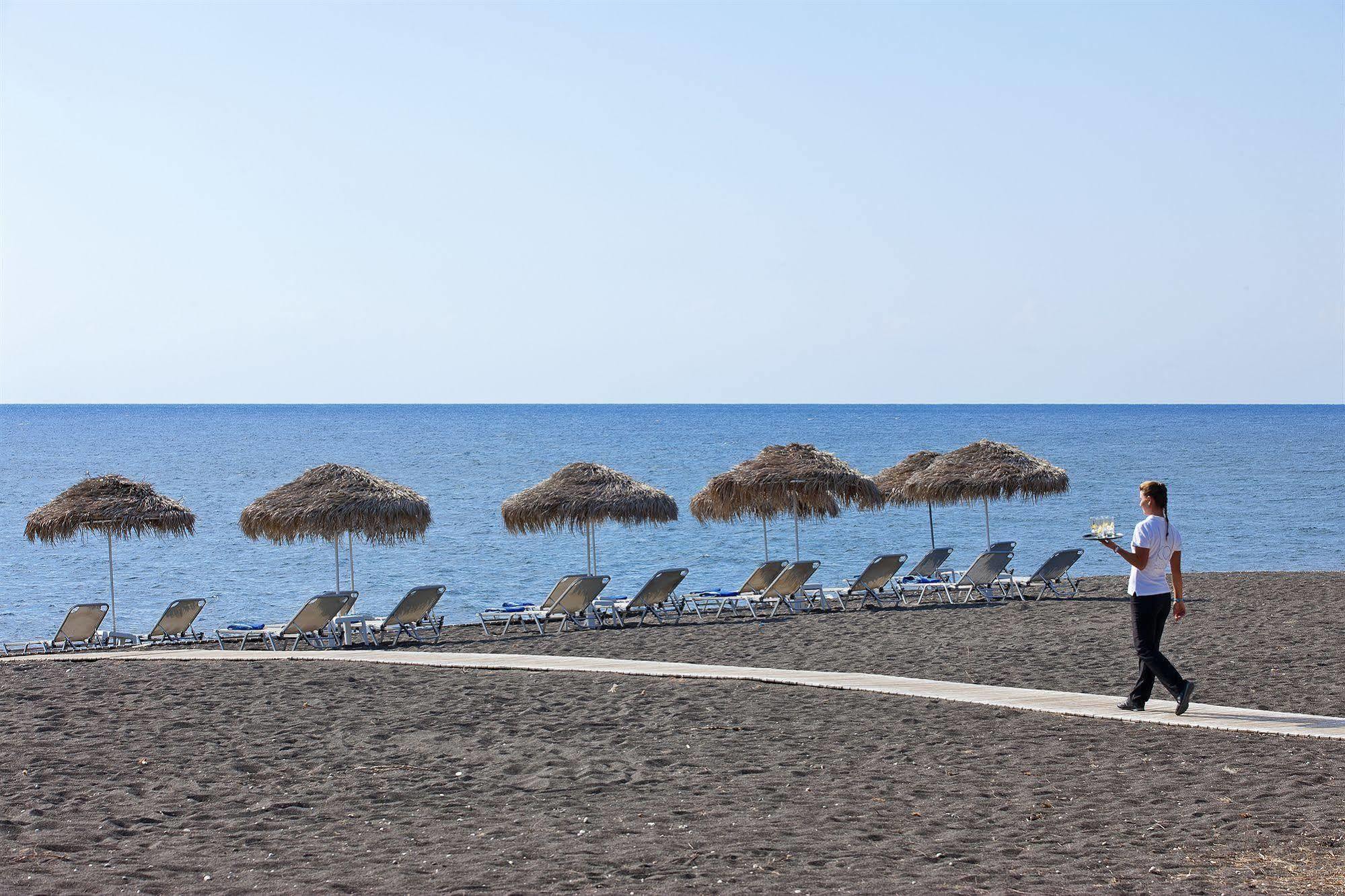 Santo Miramare Beach Resort Períssa Extérieur photo